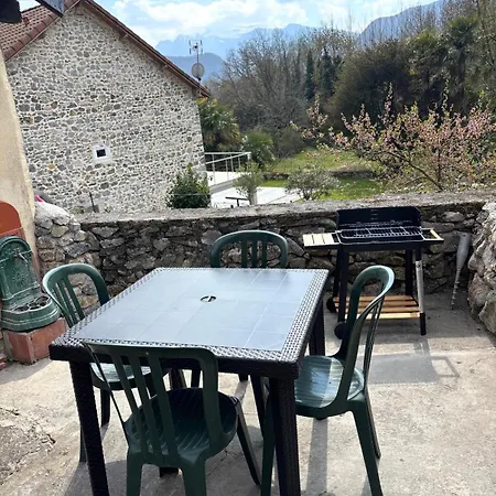 Holiday home Entre Pierre Et Bois *