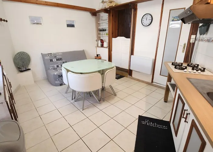 Entre Pierre Et Bois