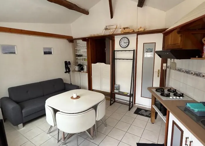 Entre Pierre Et Bois * Ore (Haute-Garonne)